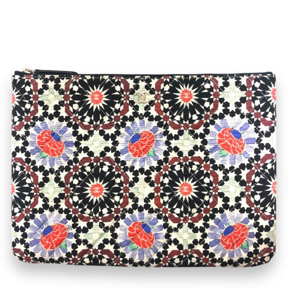 Chanel Limited Edition Quilted Shoulder Bag Handbag Clutch Clutch